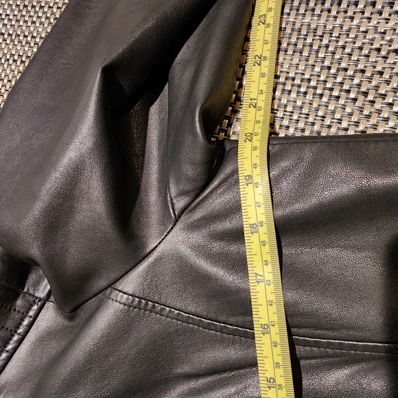 Ana faux leather moto jacket - Picture 7 of 8